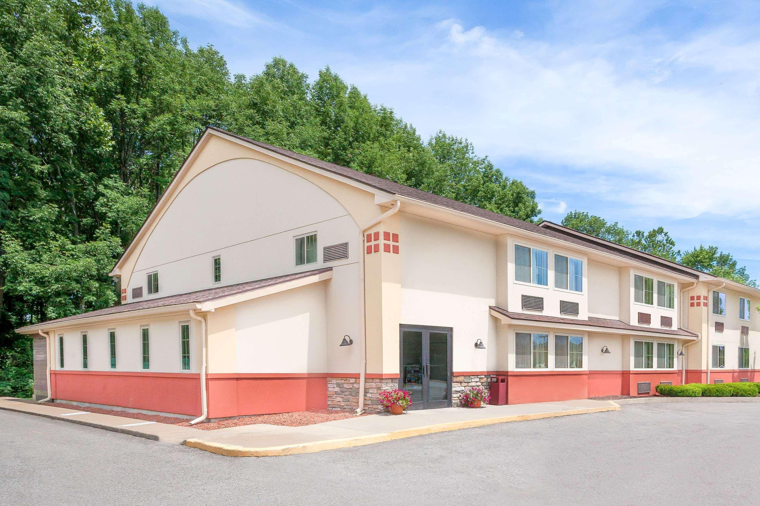 Super 8 By Wyndham Oneonta/Cooperstown Hotell Eksteriør bilde