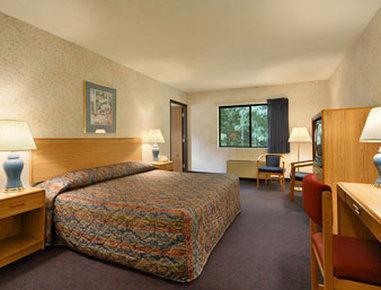 Super 8 By Wyndham Oneonta/Cooperstown Hotell Eksteriør bilde
