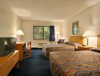 Super 8 By Wyndham Oneonta/Cooperstown Hotell Eksteriør bilde